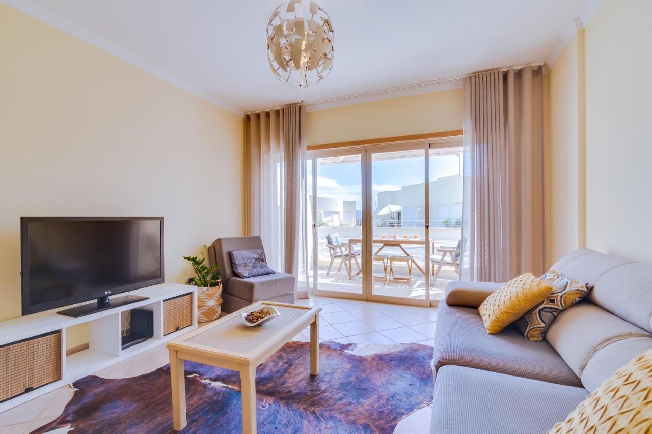 Al - Apartamento Falesia Flat Виламура Екстериор снимка